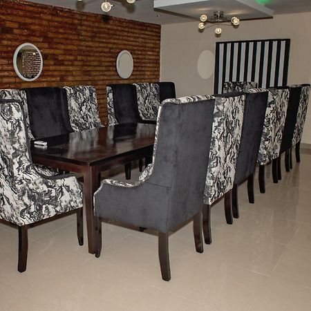 Savannah Guest House Polokwane Bagian luar foto